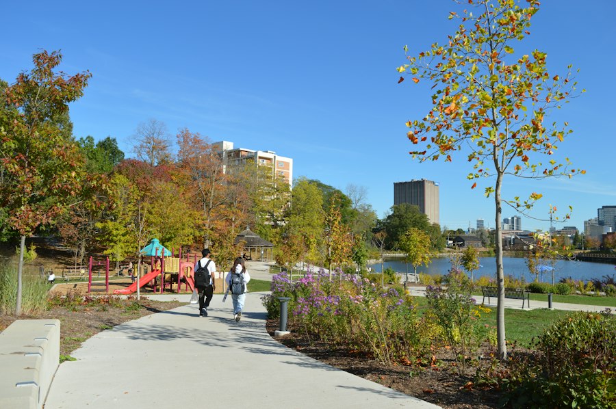 Photo historic city parks storytelling walk